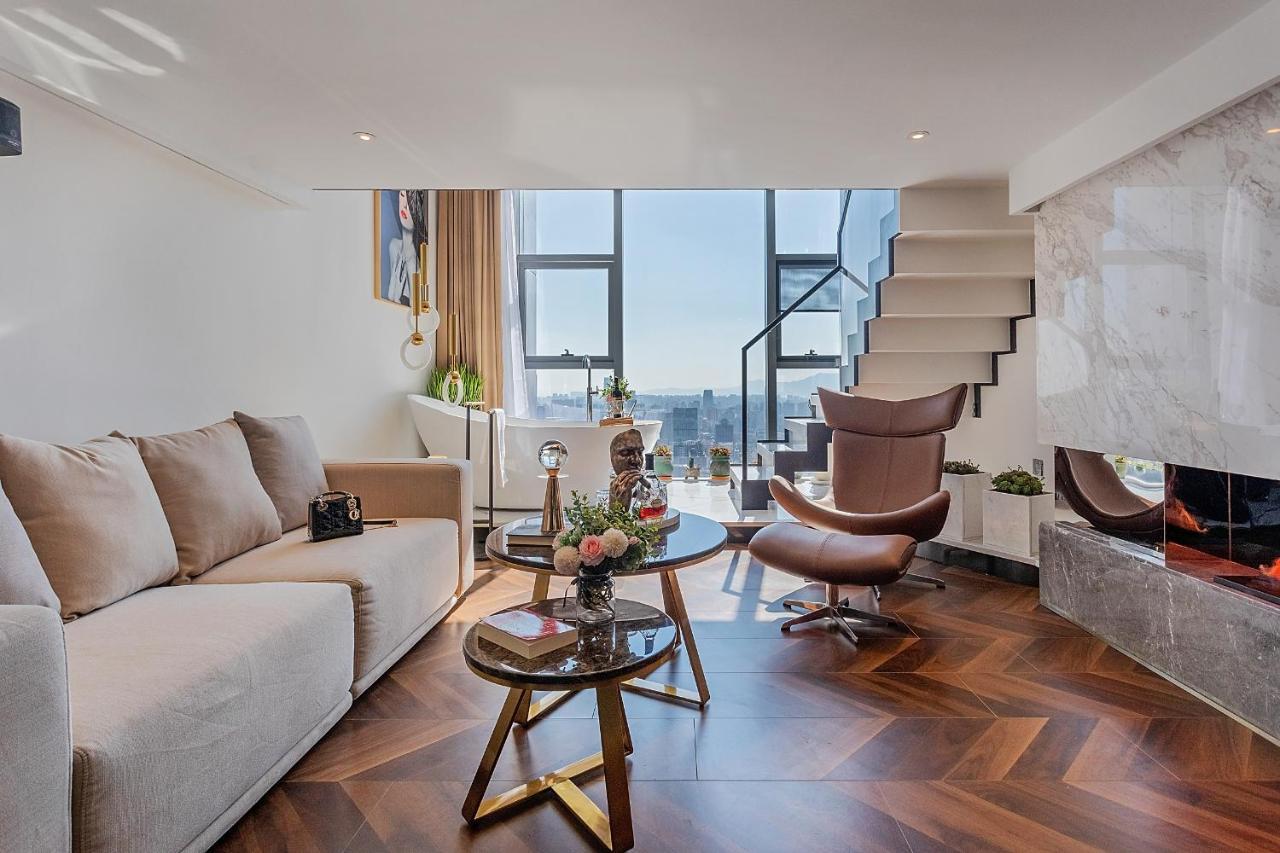 Kunming Hotel High Sky View Apartment ภายนอก รูปภาพ