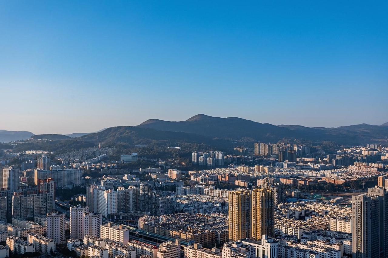 Kunming Hotel High Sky View Hotel ภายนอก รูปภาพ