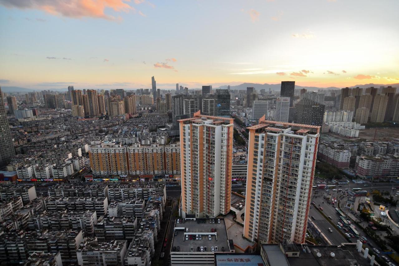 Kunming Hotel High Sky View Apartment ภายนอก รูปภาพ