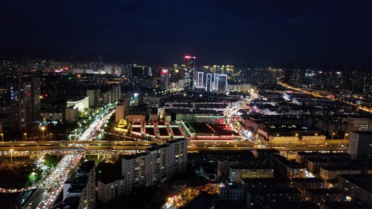 Kunming Hotel High Sky View Apartment ภายนอก รูปภาพ